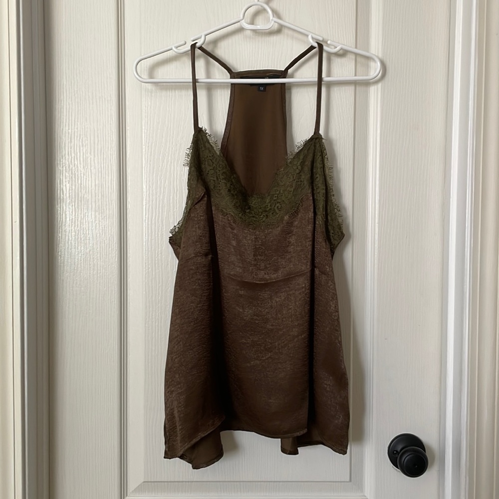 Amaryllis Dark Olive Green Razor Back